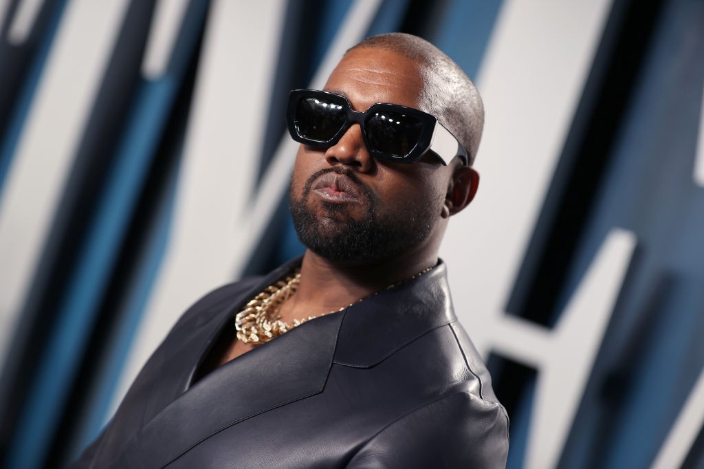 BEVERLY HILLS, CALIFORNIA - FEBRUARY 09: Kanye West attends the 2020 Vanity Fair Oscar Party hosted by Radhika Jones at Wallis Annenberg Center for the Performing Arts on February 09, 2020 in Beverly Hills, California. (Photo by Rich Fury/VF20/Getty Image (Foto: Getty Images for Vanity Fair)