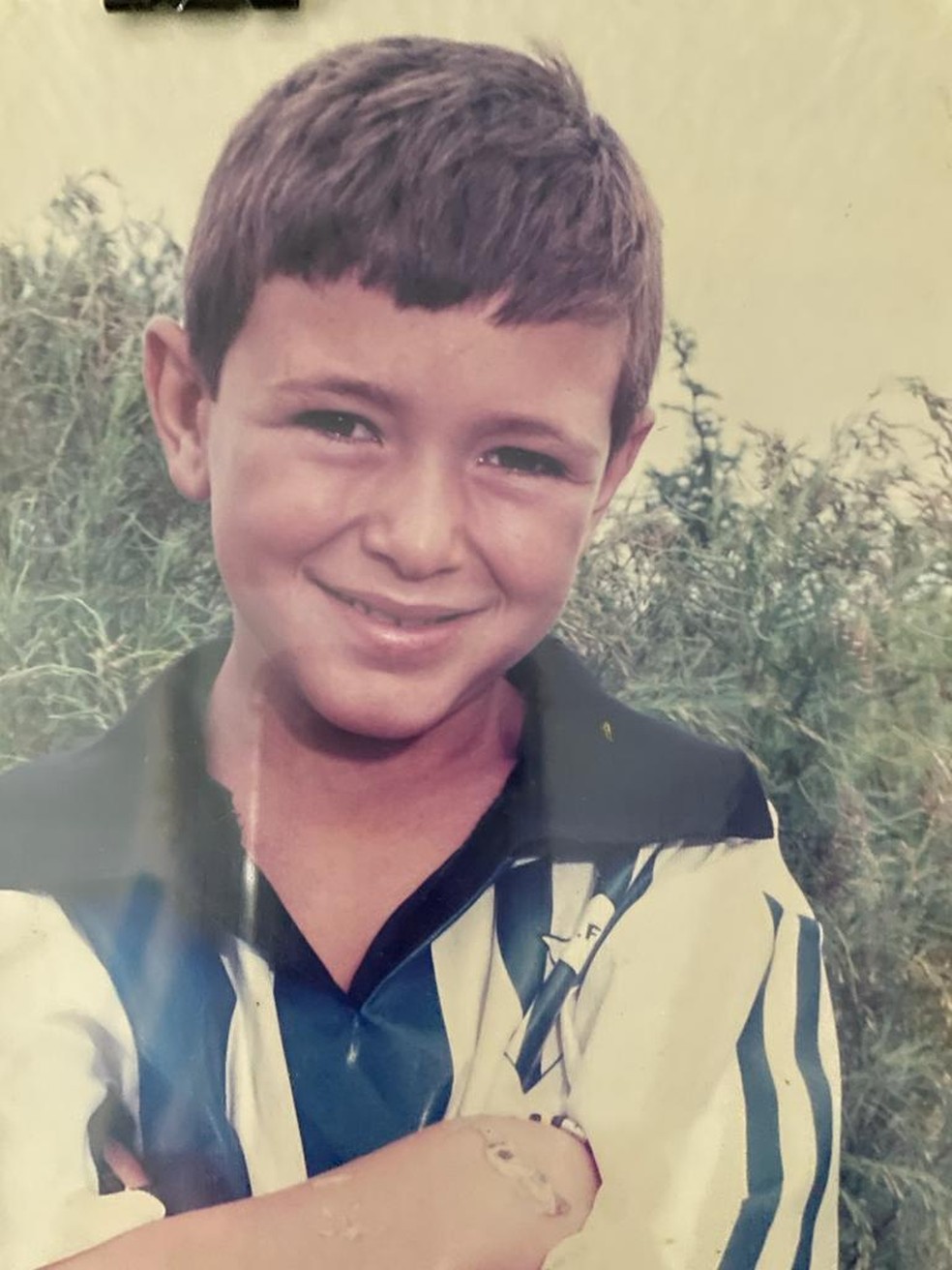 Arrascaeta, &iacute;dolo do Flamengo, quando crian&ccedil;a, em Nuevo Berl&iacute;n, interior do Uruguai &mdash; Foto: Arquivo Pessoal