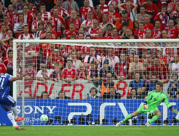 Drogba pênalti Chelsea Bayern (Foto: Getty Images)