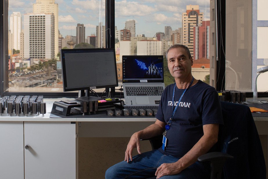 Novo horizonte. Após duas décadas em multinacionais, o engenheiro Milton Tofetti, de 62 anos, foi demitido na pandemia e recomeçou numa startup onde a idade média é 24: “Estou muito motivado”