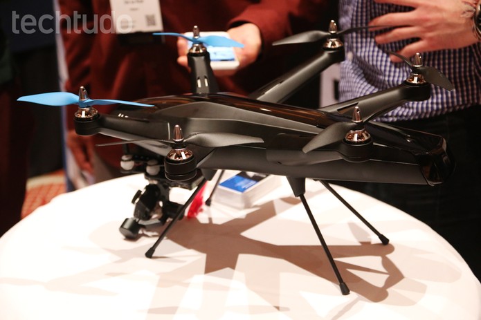  Hexo+ é um drone que usa GPS para seguir seu dono (Foto: Fabrício Vitorino/TechTudo)