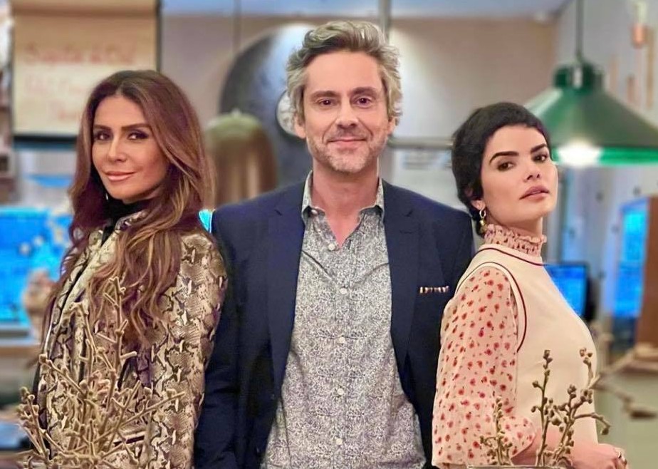 Vanessa Giácomo celebra parceria com Giovanna Antonelli e Alexandre Nero em 'Travessia'
