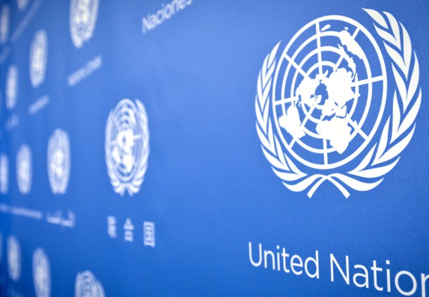 Painel na sede das Nações Unidas (ONU) em Nova York (Foto: Reprodução/YouTube)