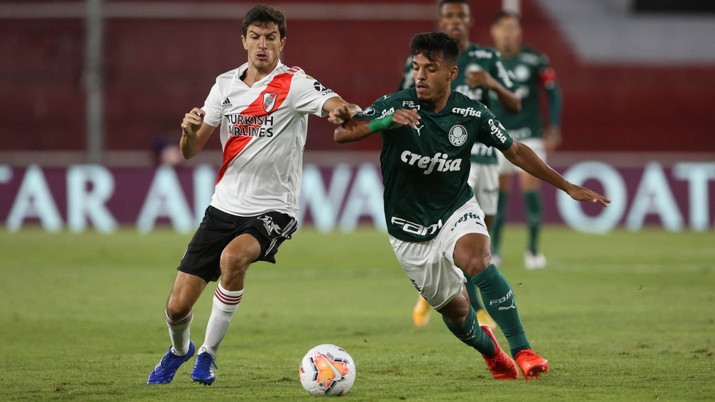 Nascido após título de 99, trio de garotos do Palmeiras brilha na Argentina e domina River