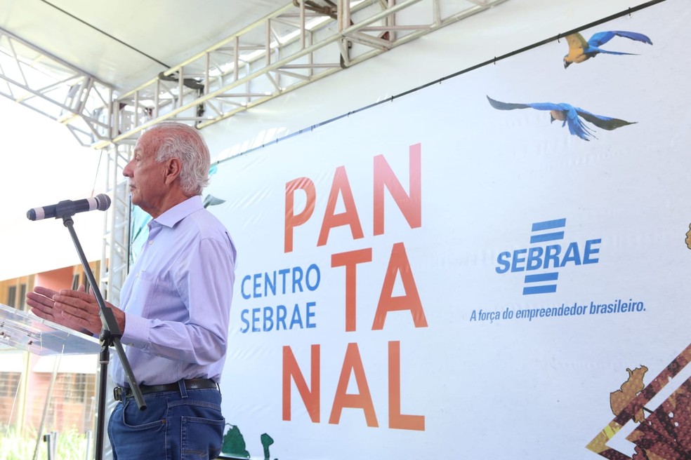 Presidente do Sistema FAEMS e conselheiro do Sebrae/MS, Alfredo Zamlutti, em discurso na inauguração do Centro Sebrae Pantanal — Foto: Messias Ferreira – Sebrae/MS