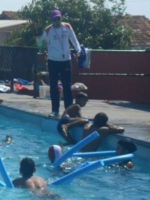 Confira dicas de como prevenir acidentes com crianças em piscinas em Goiânia, Goiás (Foto: Divulgação/Corpo de Bombeiros)