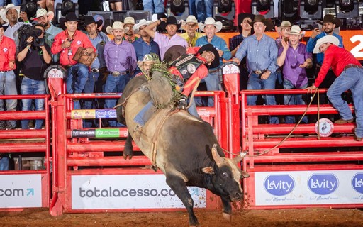 Peão acreano se destaca na 58ª Festa do Peão de Barretos -  -  Notícias do Acre