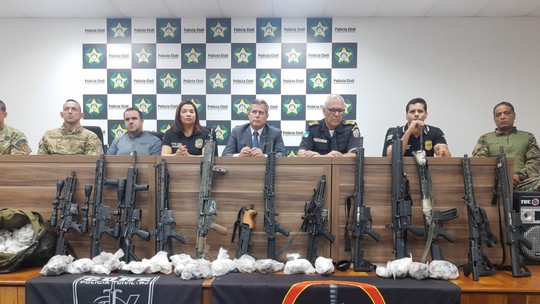 Fuzis apreendidos em ação que matou 13 em São Gonçalo valem R$ 1 milhão, diz polícia