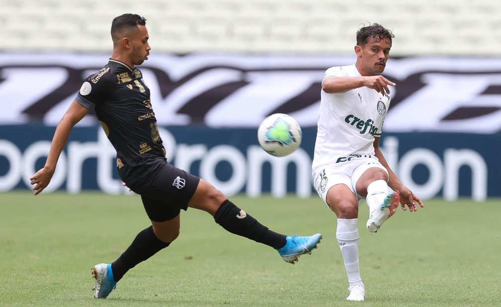 Atuações do Palmeiras: Scarpa falha, Veron marca, mas não evita derrota contra o Ceará