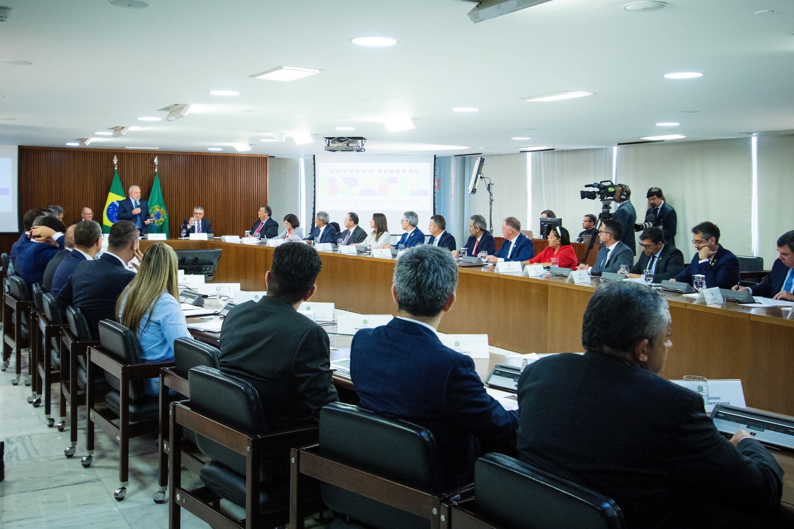 Em encontro com Lula, Paulo Dantas pede apoio do governo federal para obras em Alagoas