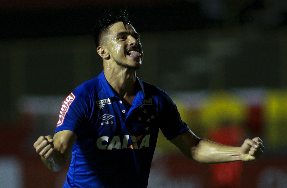 Willian Cruzeiro — Foto: Edson Ruiz/Light Press