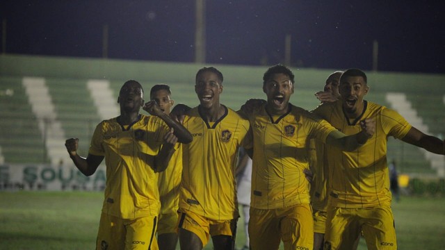Sousa x Retrô 