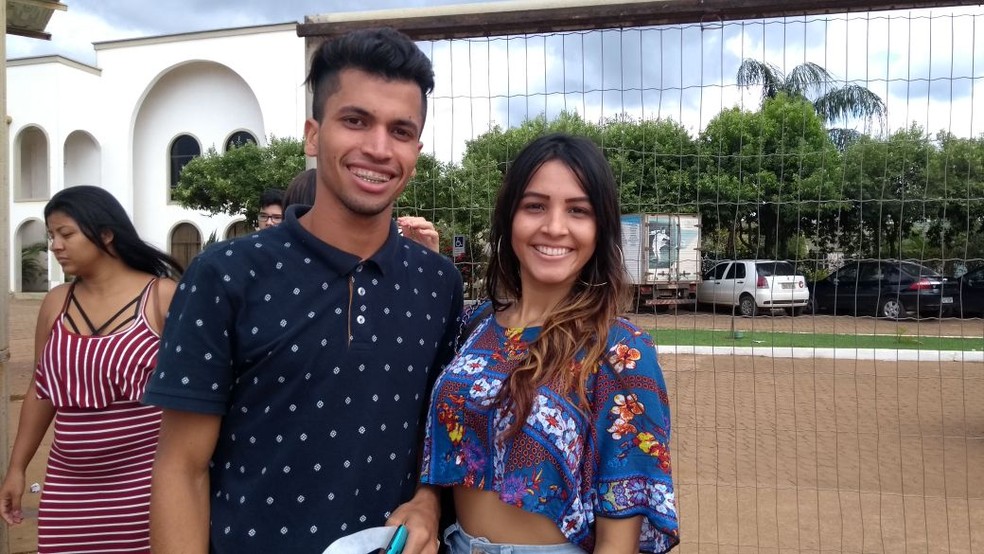 Jovens de Porto Velho afirmam que prova estava super difícil (Foto: Lívia Costa/GE)