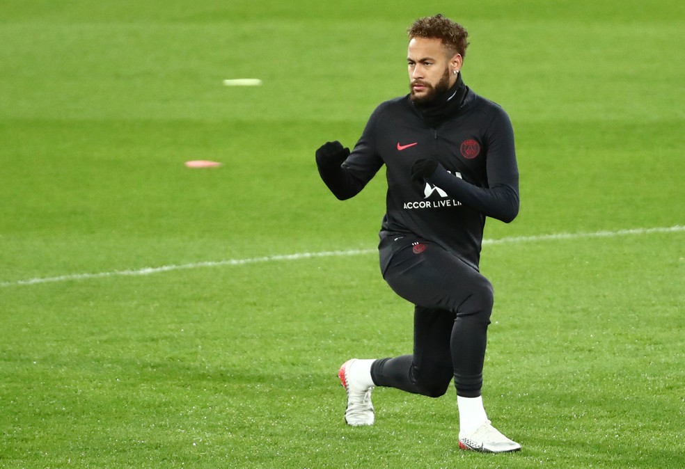 Neymar, em treino do PSG no Santiago Bernabéu: atacante não joga na Liga dos Campeões desde dezembro de 2018 — Foto: Sergio Perez/Reuters