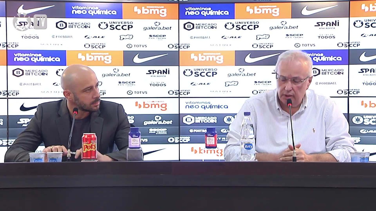 Alessandro Nunes e Roberto de Andrade concedem entrevista no Corinthians