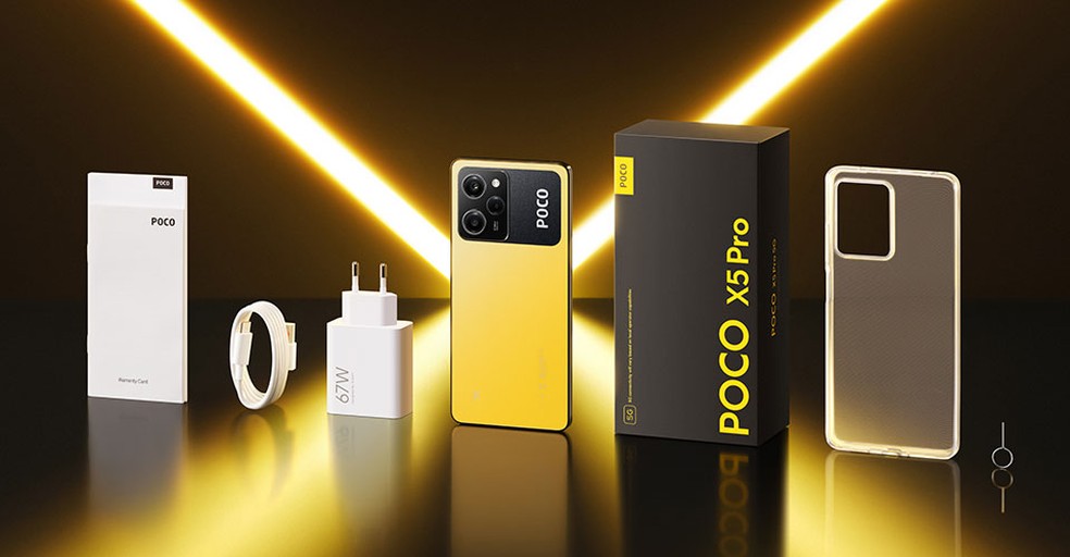 Caixa do Poxo X5 Pro vem com carregador de parede, cabo USB-C e capinha de proteção — Foto: Reprodução/Xiaomi