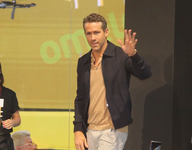 Resultado de imagem para ryan reynolds ccxp 19