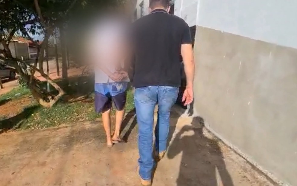 Homem é preso suspeito de pedofilia em jogos online, em Águas Lindas de Goiás — Foto: Polícia Civil/Divulgação