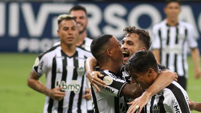Grêmio ganha, reassume vice-liderança e amplia crise no Atlético (MG)