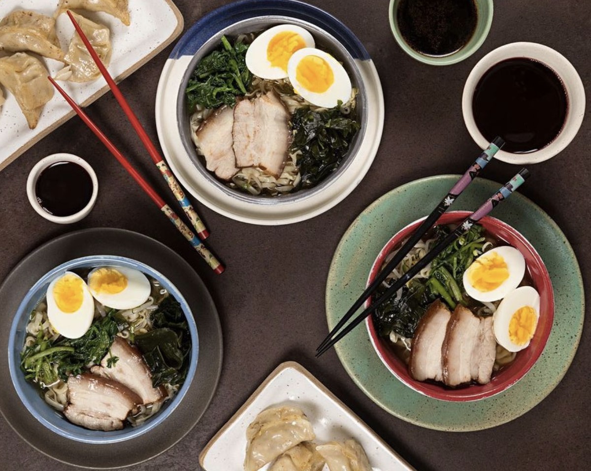 あずみ: 閉店から1か月後、リオの伝統的な日本料理レストランが従業員への支払いを混乱させる | 管理