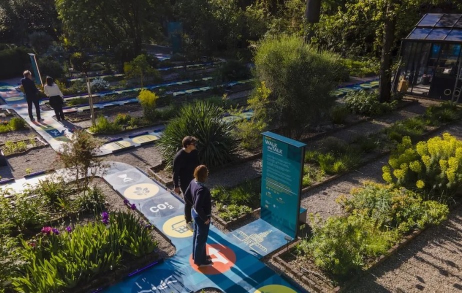 Jardim Botânico de Milão foi transformado em jogo de tabuleiro