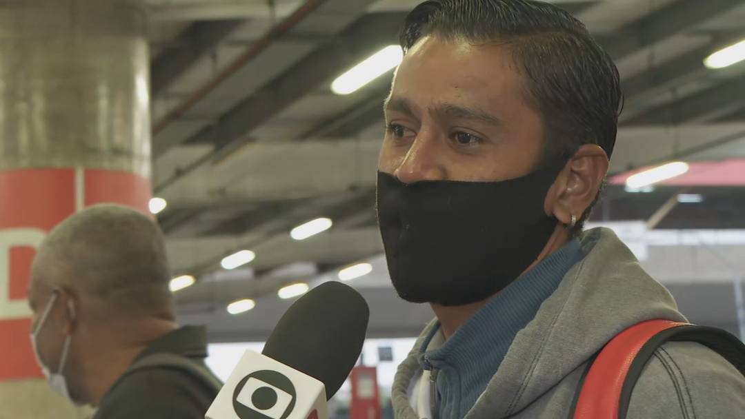 Passageiro encontra dificuldades para chegar ao trabalho em seu 2º dia como contratado