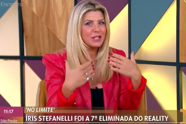 Íris Stefanelli comenta eliminação de No Limite ao participar do Encontro (Foto: TV Globo)