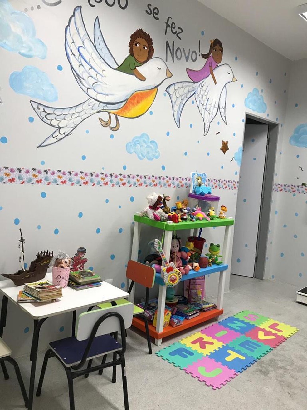 Itens arrecadados serão disponibilizados para as crianças vítimas de violência na brinquedoteca do IML.. — Foto: Divulgação/IML