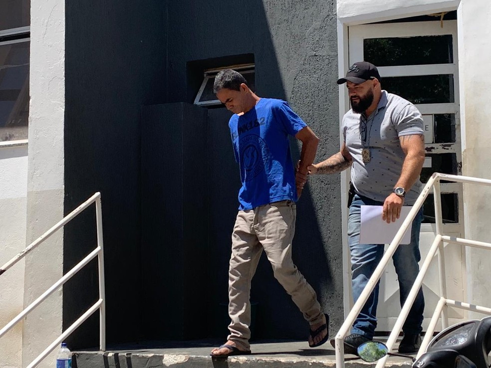 Acusado foi levado para o Presídio Regional de Montes Claros. — Foto: Juliana Gorayeb/Intertv Grande Minas