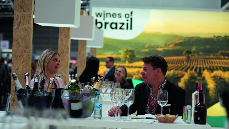 No ano passado, o Brasil chegou a comercializar 489 milhões de litros (considerando vinhos e espumantes), aumento de 27% se comparado a 2020 (Foto: Unibra)