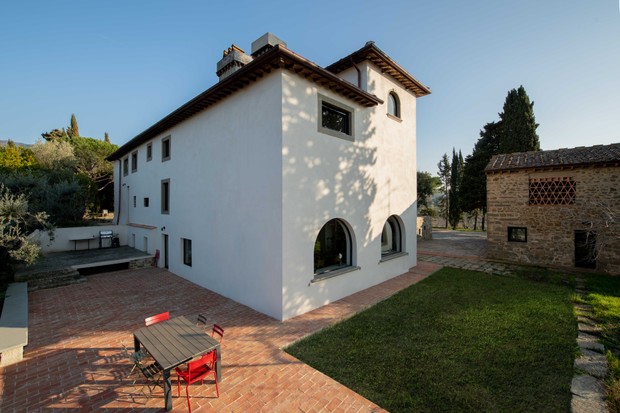 Antiga casa de fazenda na Toscana se transforma em residência contemporânea  (Foto: FOTOS IURI NICCOLAI)