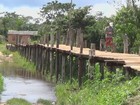 Defesa Civil constrói pontes em áreas alagadas em Itacoatiara, no AM
