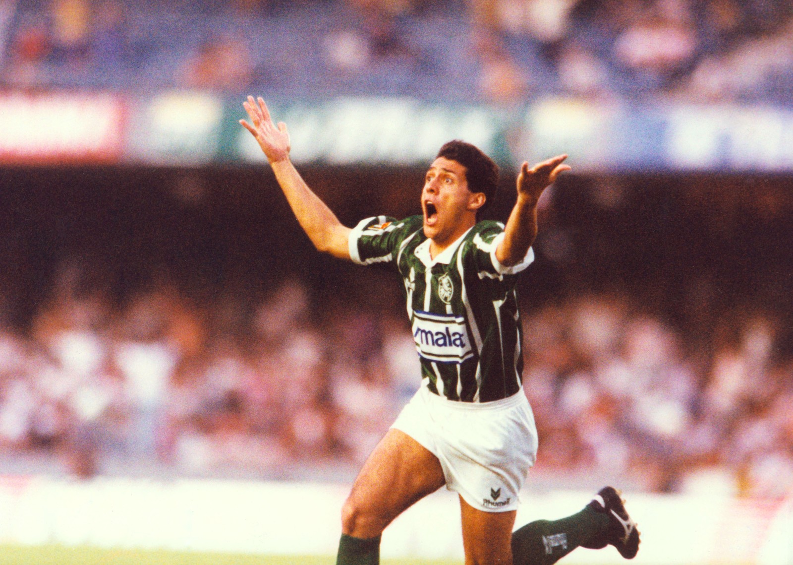 No dia da morte de Senna, Luxa foi chamado de burro pela torcida do Palmeiras por escalar herói; relembre