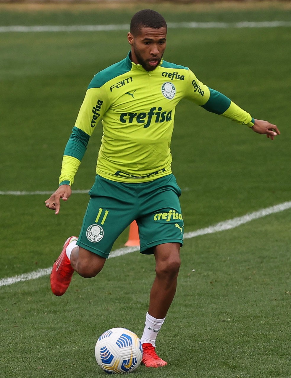 Wesley durante treino do Palmeiras na Academia de Futebol — Foto: Cesar Greco