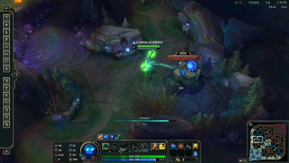 A habilidade "Drenar" (W) do Fiddlesticks é essencial para ele fazer os campos da selva. (Foto: Reprodução/Victor de Abreu)