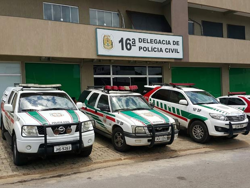 Fachada da 16ª Delegacia de Polícia (Planaltina) — Foto: Raquel Morais/G1