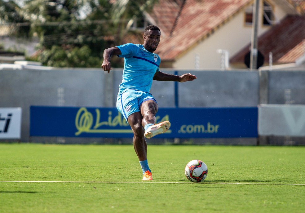Jô vai defender o CSA na Série C — Foto: Leandro Boeira/Avaí F.C.