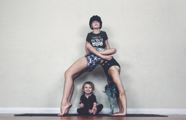 Yoga com filhos (Foto: Instagram / Reprodução)