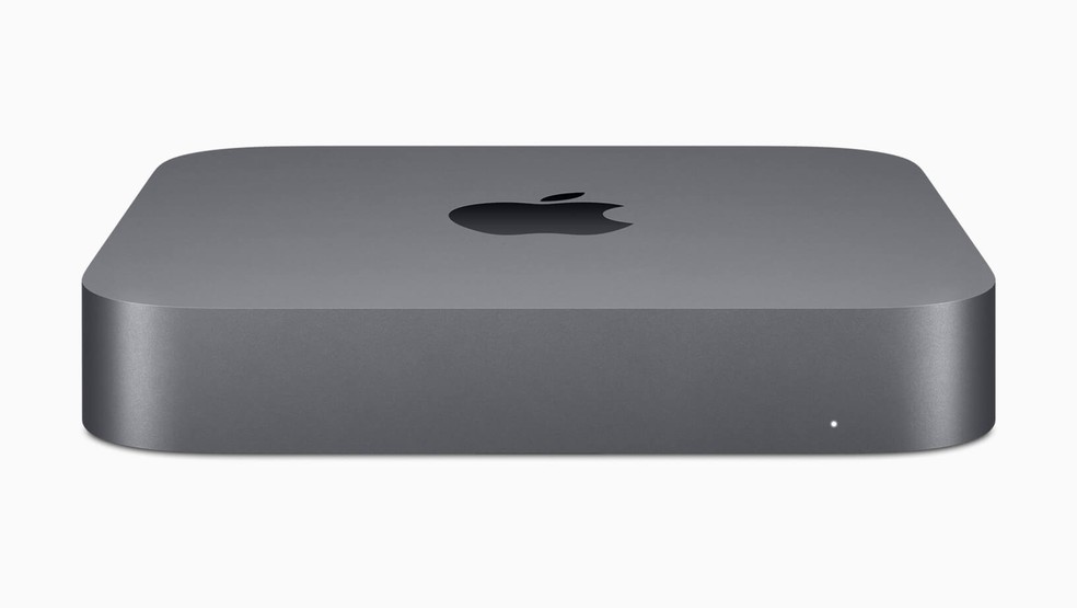 Conceito minimalista e sem hardware modular sobrevive no Mac Mini que é destinado a um uso mais doméstico — Foto: Divulgação/Apple