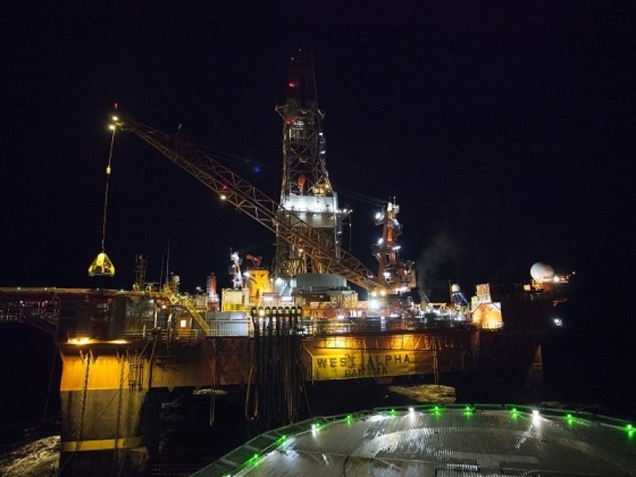 Extração de petróleo da Rosneft no Mar de Kara