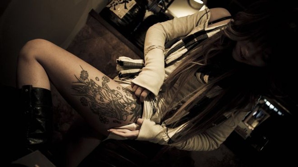 Ter uma tatuagem está no topo da lista de desejos de alguns japoneses — Foto: Anton Kusters/BBC