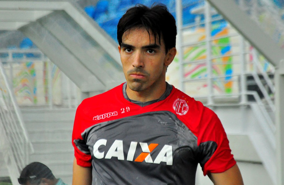 Paulo Júnior defendeu Baraúnas, Potiguar, América-RN, Salgueiro e clubes do Oriente Médio e Coreia do Sul (Foto: Wellington Rocha)