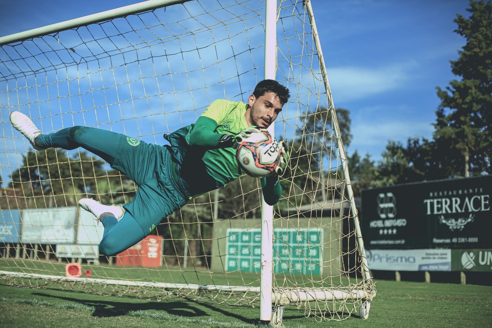Keiller tem 14 jogos pela Chapecoense — Foto: Márcio Cunha / Chapecoense