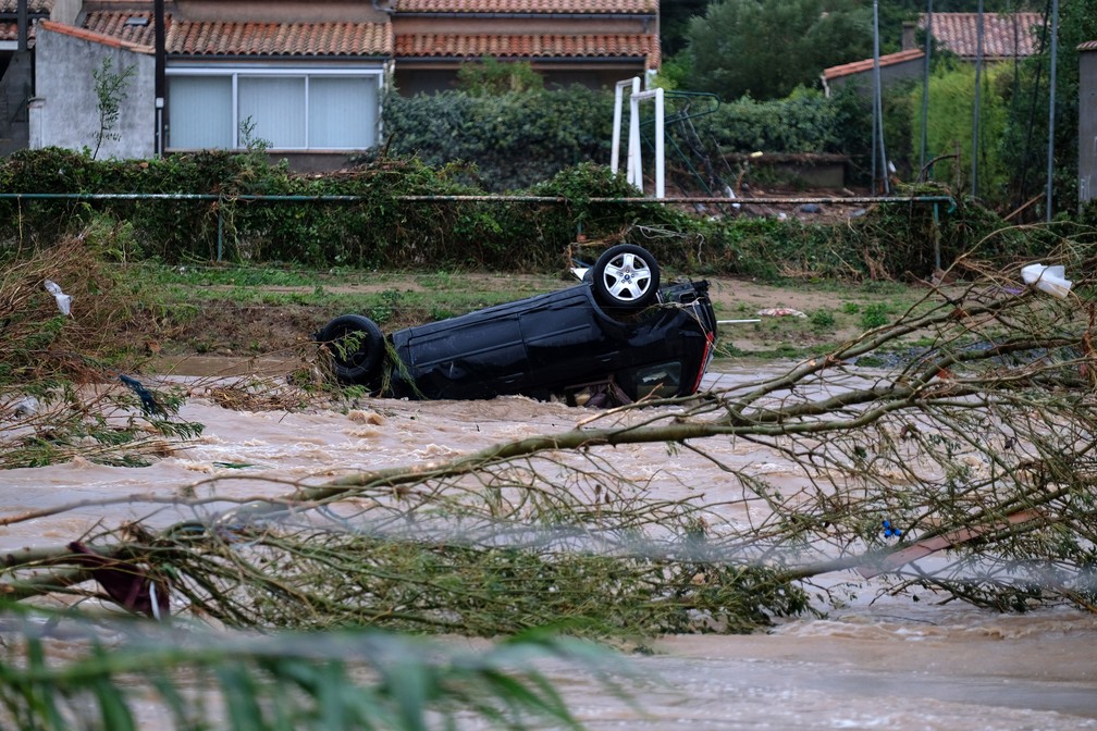 Chuvas provocaram transbordamento de rio no departamento de Aude, no Sul da FranÃ§a â Foto: Eric Cabanis / AFP