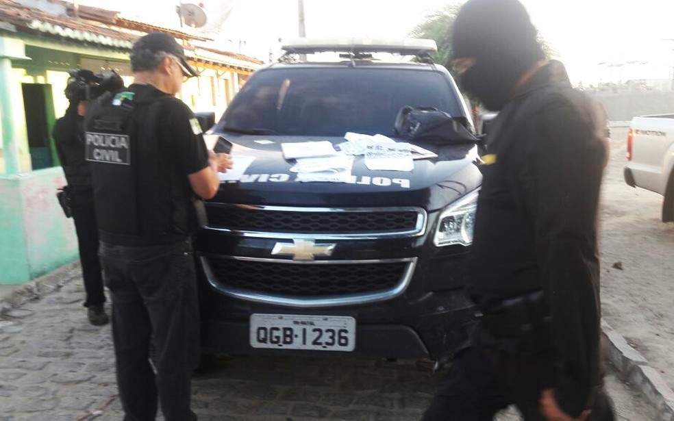 Além das prisões, Operação Jano, realizada nesta sexta-feira (17) em Tangará, também apreendeu armas e drogas na cidade de Tangará   (Foto: Polícia Civil do RN/Divulgação)