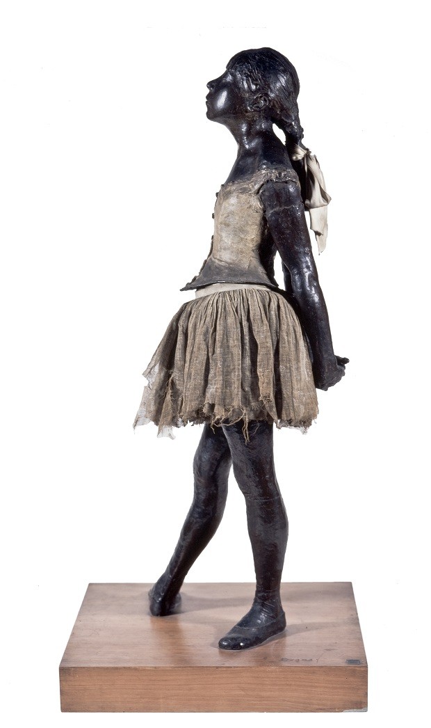 Após 14 anos, Masp abre nova exposição com obras de Degas (Foto: Bailarina de catorze anos [Little Dancer, Aged Fourteen], 1880 Foto: João Musa / Divulgação)