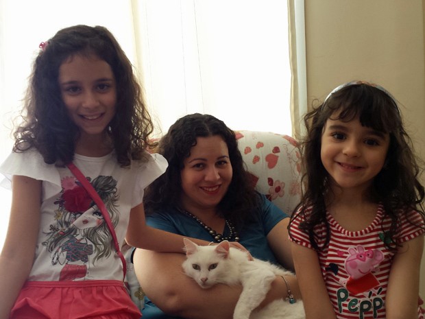 Fabiane Campedeli com as filhas Sofia e Luiza (Foto: Arquivo pessoal)