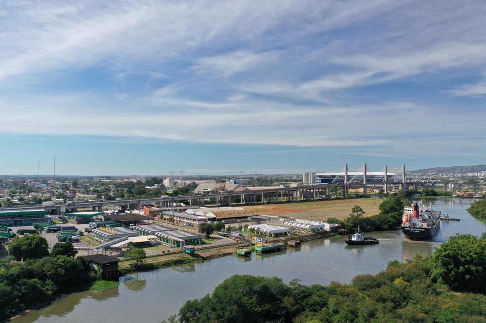  Terminal de Gás do Sul (Tergasul), em Canoas, no Rio Grande do Sul, recebeu o carregamento de GLP importado pela Copagaz da Argentina — Foto: Cláudio Veríssimo
