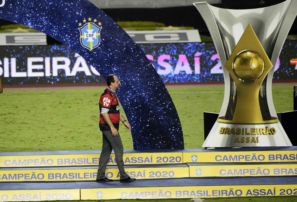 Rogério Ceni é campeão do Campeonato Brasileiro pelo Flamengo — Foto: Marcos Ribolli
