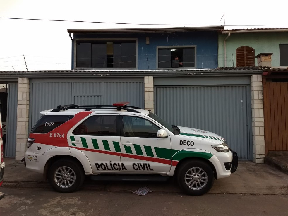 OperaÃ§Ã£o cumpre mandados no Gama contra funcionÃ¡rio comissionado da CLDF â Foto: PolÃ­cia Civil do DF/DivulgaÃ§Ã£o